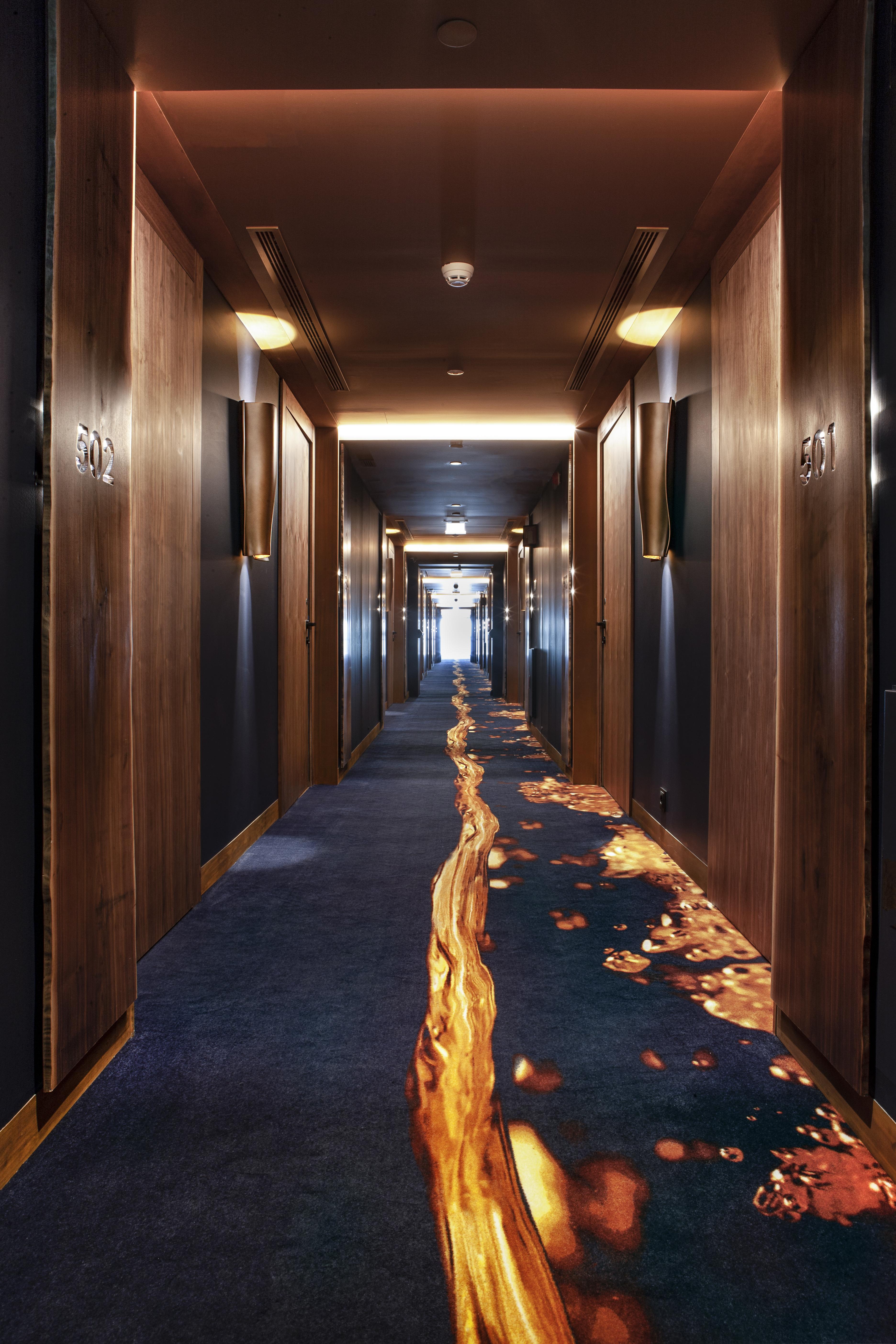 Forte De Gaia, Autograph Collection Vila Nova de Gaia Exteriör bild A corridor at the hotel