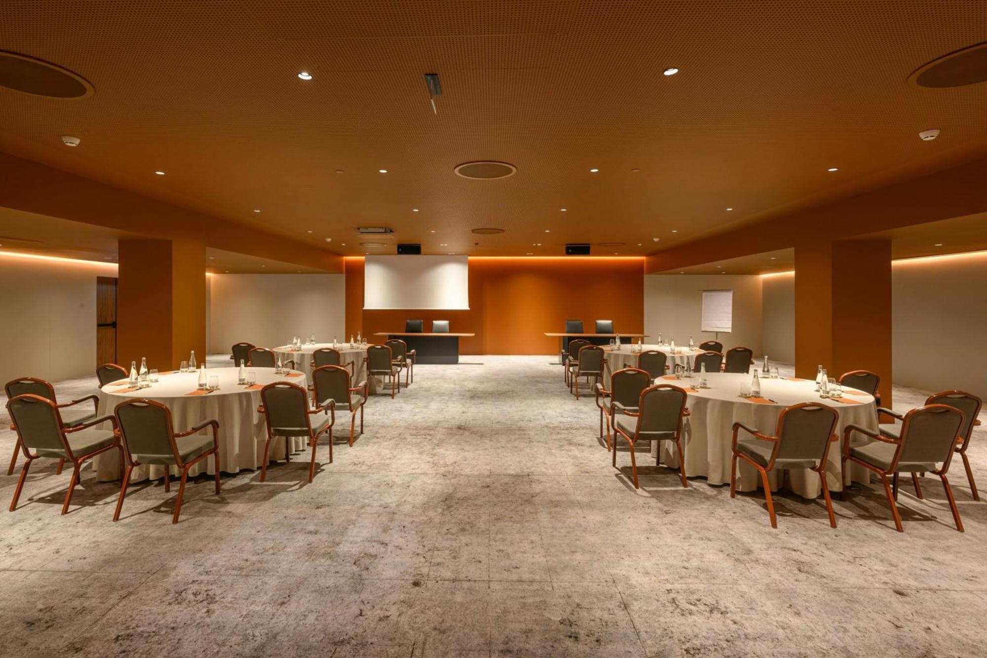 Forte De Gaia, Autograph Collection Vila Nova de Gaia Exteriör bild The meeting room