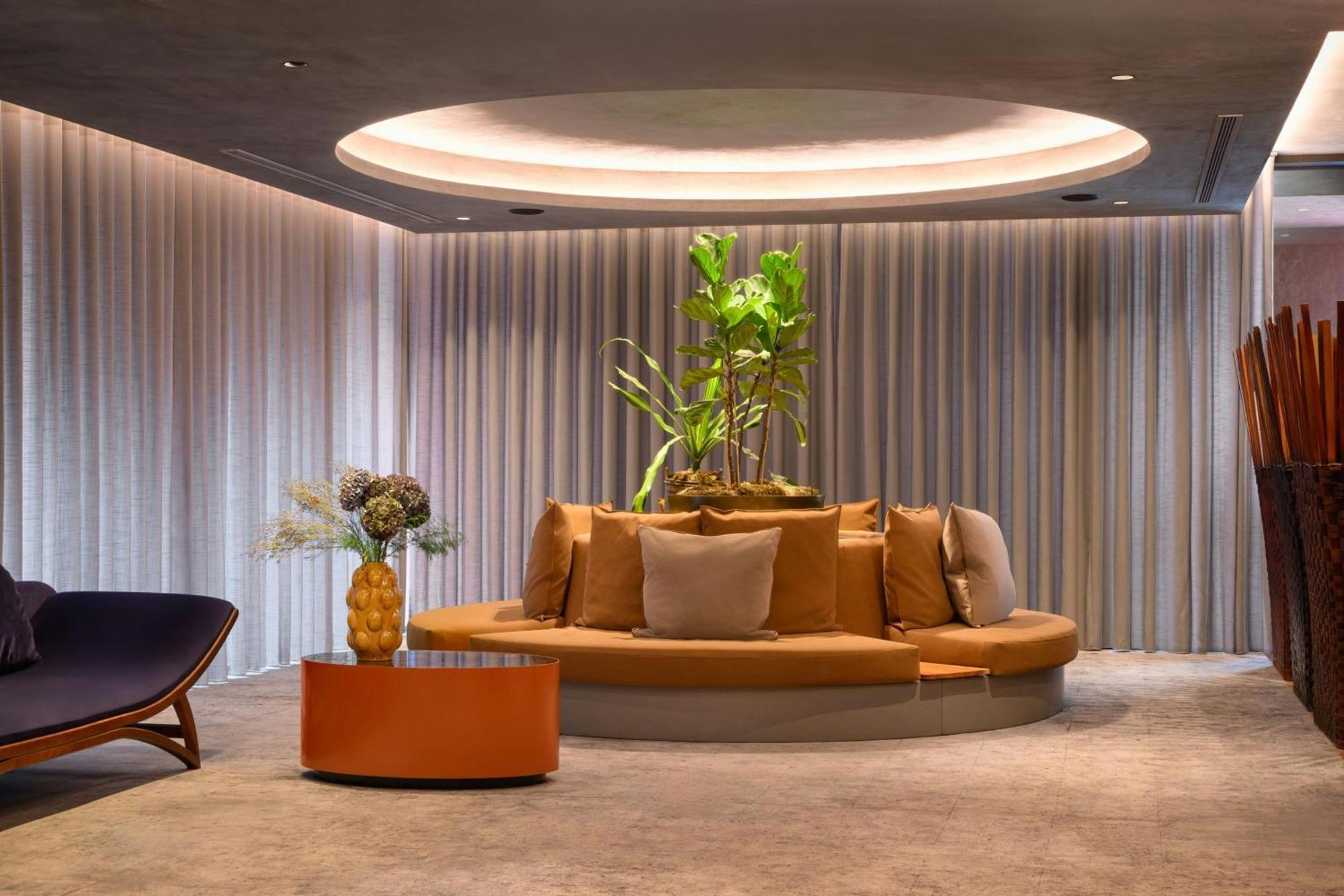 Forte De Gaia, Autograph Collection Vila Nova de Gaia Exteriör bild The interior of the lounge
