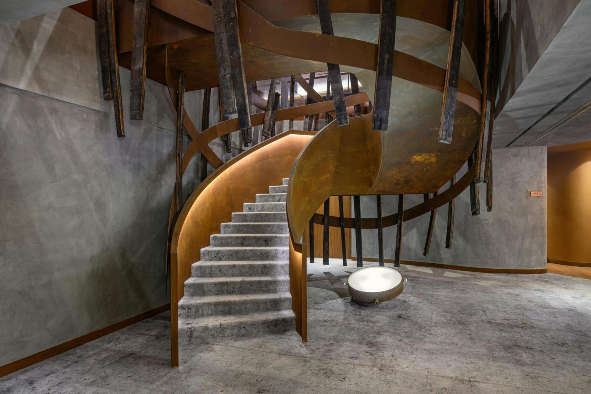 Forte De Gaia, Autograph Collection Vila Nova de Gaia Exteriör bild The staircase